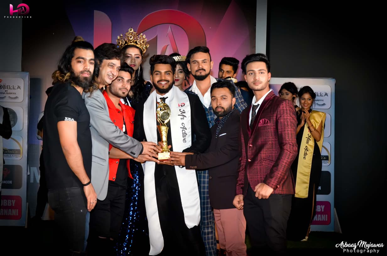 Grand Finale Trophy & Award Presentation